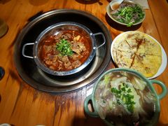 -大众跷脚牛肉馆·非遗传承单位(峨眉山店)