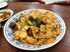 -壹阁胡羊焖饼(特色小吃街店)