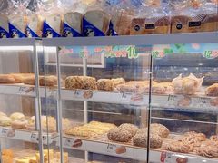 -85度C(生甜甜圈研究工坊·上海平凉店)