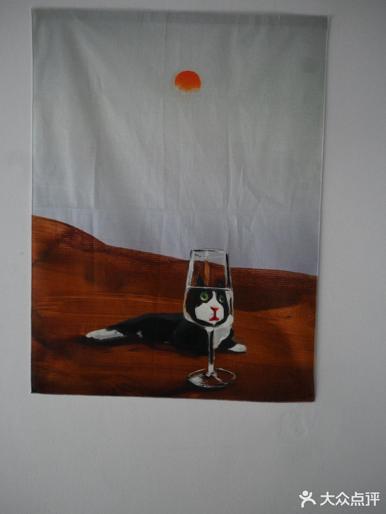 和闺蜜是下午去的，点了咖啡️、气泡水和西餐