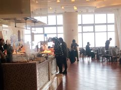 -湖景知味西餐厅•自助餐• 轻食(南京金茂威斯汀大酒店)