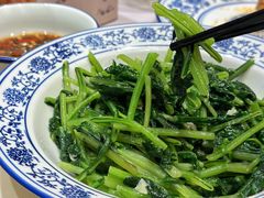 -客家大院·非遗赣南客家菜(郁孤台店)