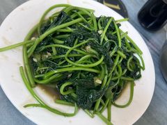 -容里煲仔饭(利丰北路店)