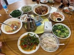 -芦茨金富饭庄·25年老字号·专做稻草鸡