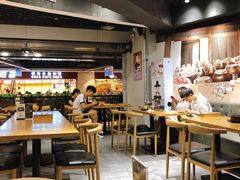 大堂-吴草鸡爪오초닭발韩食堂(融恒盈嘉中心店)