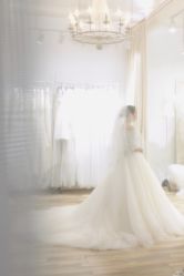 -LaMousse婚纱买手店
