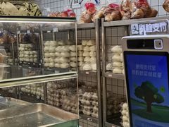-白玉兰食品甜凤店(合生汇店)
