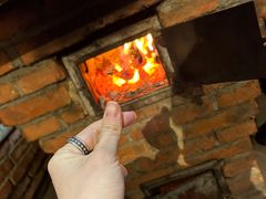 -鱼窝棚柴火铁锅炖(富山屯店)