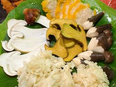 -钢管厂五区小郡肝串串香火锅(梅川路店)