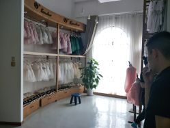 -可爱多国际儿童摄影会馆(龙泉店)