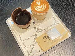 -M Stand(深圳龙岗万科广场店)