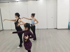 -快乐琴弦音乐舞蹈艺术教育中心(马连道校区)