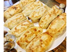 猪肉三鲜锅贴-金谷园饺子·烧烤·家宴(人大总店)