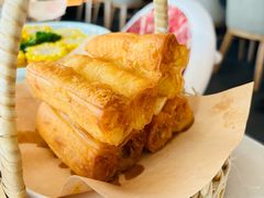-左庭右院鲜牛肉火锅(浦江欢乐颂店)