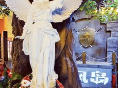 -暴风岛沉浸式体验馆(百联世纪店)