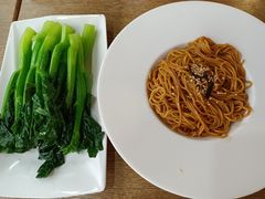 -点点心港式茶餐厅(南京西路店)