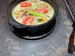 -有一锅·野生菌黑山羊腊排骨火锅(古城北门店)