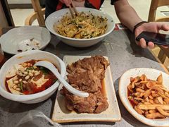 -大师兄·手工面·西北菜(南沙万达广场店)