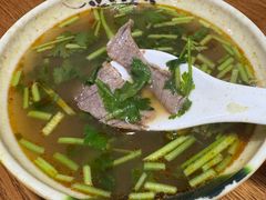 -黄阿姨锅贴大王(万航渡路店)