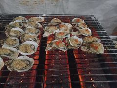 -蚝哥花姐湛江烤生蚝(美丽湾市场店)
