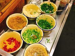 -拈签一笑黄牛肉辣卤串串
