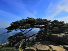-罗田薄刀峰风景区