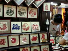 -吴山路夜市