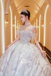 点击看大图 -艾拉·女王婚纱礼服馆