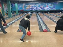 -极限PLAY运动娱乐新世界·团建派对潮玩休闲馆·室内蹦极高空游乐园