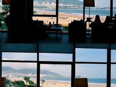 -青岛朗艺美术馆·海景咖啡