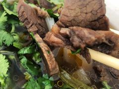-黃牛牛肉面馆