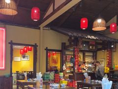 -富正毅三下锅·湘西韵味(天门山索道店)