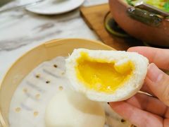 -香港百合居(LCM置汇旭辉广场店)