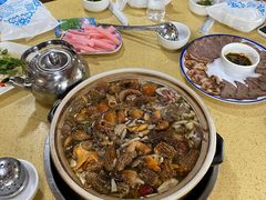 -东巴谷野生菌火锅餐厅