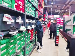 -PUMA品牌自营折扣店(天津佛罗伦萨小镇奥莱店)