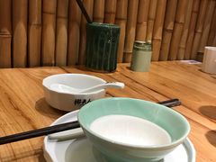 餐具摆设-椰夫人·养生椰子鸡(金沙洲永旺店)
