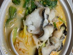 骨汤酸辣鱼片-喜家德虾仁水饺(华强天虹店)