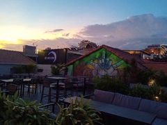 -Le Moon Rooftop Bar