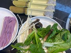 -魁牛·潮汕牛肉自助火锅(沈辽路万达店)