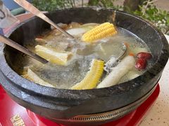 -墨脱石锅椰子鸡•海鲜糟粕醋(榆亚路店)