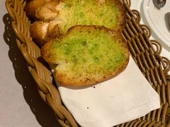 烤面包-戈雅法餐厅(世界城广场店)