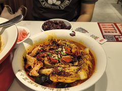 -渝是乎酸菜鱼(龙旗购物中心店)