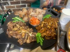 -山·烤辣鸡韩国料理(西溪路店)