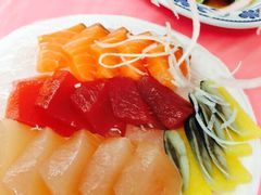 辉哥生鱼片-垦丁辉哥生鱼片