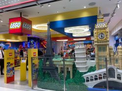 -乐高品牌旗舰店(人民广场店)