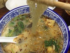 -苏生鸭血粉丝(鹿鸣路店)