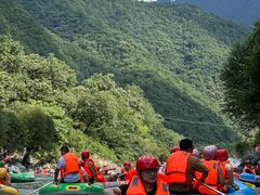 -秦岭峡谷漂流景区