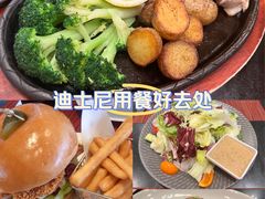 -WOLFGANG PUCK KITCHEN & BAR(迪士尼小镇店)