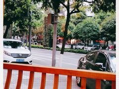 -晓彭肥肠鸡·泡椒鸡火锅(水木天地店)