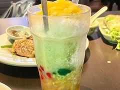 -大头虾越式风味餐厅(光明广场店)